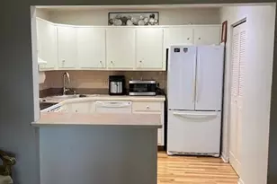 312 Knotty Pine Cir, Greenacres, FL 33463 - Photo 1