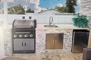 124 Davis Rd, Palm Springs, FL 33461 - Photo 12