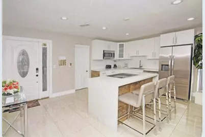 124 Davis Road, Palm Springs, FL 33461 - Photo 8