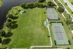 9009 Houndslake Ct, Port Saint Lucie, FL 34986 - Photo 32