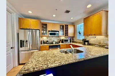 349 E Mallory Circle, Delray Beach, FL 33483 - Photo 4