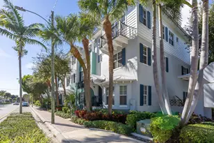 349 E Mallory Cir, Delray Beach, FL 33483 - Photo 2