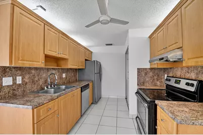 5311 Mariesa Avenue, West Palm Beach, FL 33417 - Photo 12