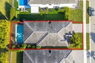 8281 Oceanus Dr, Boca Raton, FL 33496 - Photo 10