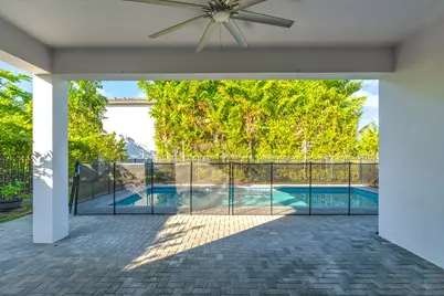 8281 Oceanus Drive, Boca Raton, FL 33496 - Photo 24