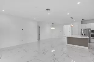 8281 Oceanus Dr, Boca Raton, FL 33496 - Photo 46