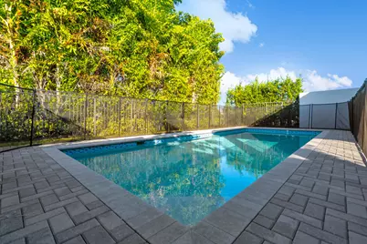 8281 Oceanus Drive, Boca Raton, FL 33496 - Photo 22