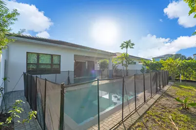 8281 Oceanus Drive, Boca Raton, FL 33496 - Photo 20