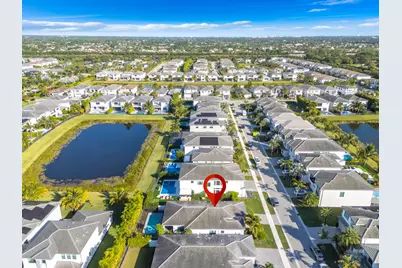 8281 Oceanus Drive, Boca Raton, FL 33496 - Photo 12