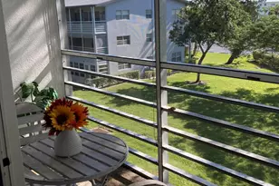 287 Suffolk G, Boca Raton, FL 33434 - Photo 4