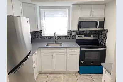 2667 Emory Dr Drive W #H, West Palm Beach, FL 33415 - Photo 2