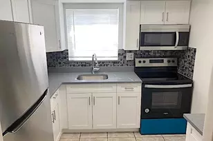 2667 Emory Dr Dr W, West Palm Beach, FL 33415 - Photo 2