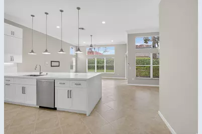 7232 Morocca Lake Drive, Delray Beach, FL 33446 - Photo 10