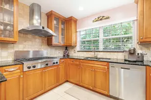 236 Avila Rd, West Palm Beach, FL 33405 - Photo 10