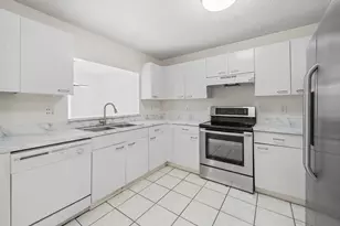 5072 Pine Abbey Dr S, West Palm Beach, FL 33415 - Photo 6