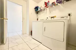 8491 Heather Pl, Boynton Beach, FL 33472 - Photo 26