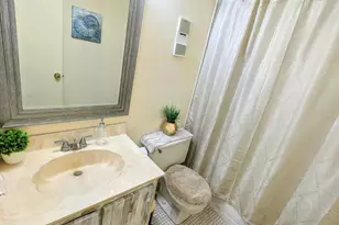 7960 NW 50th St, Lauderhill, FL 33351 - Photo 4