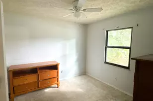 7904 Hibiscus Rd, Fort Pierce, FL 34951 - Photo 10