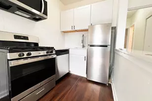 623 Park Pl, West Palm Beach, FL 33401 - Photo 2