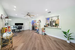 74 W Palmetto Rd, Lake Worth, FL 33467 - Photo 14