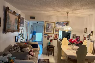 130 Lake Meryl Dr, West Palm Beach, FL 33411 - Photo 2