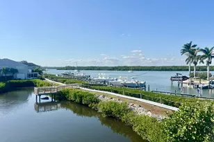 2486 Harbour Cove Dr, Hutchinson Island, FL 34949 - Photo 8