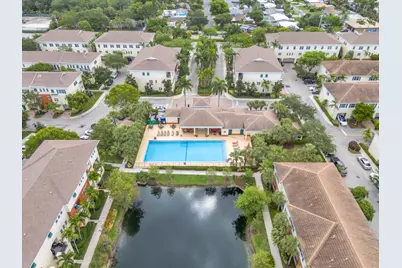 621 SW 2nd Drive #621, Pompano Beach, FL 33060 - Photo 34