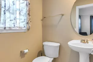 621 SW 2nd Dr, Pompano Beach, FL 33060 - Photo 16