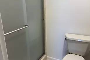 3710 Whitehall Dr, West Palm Beach, FL 33401 - Photo 12