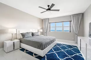 2650 Lake Shore Dr, Riviera Beach, FL 33404 - Photo 20