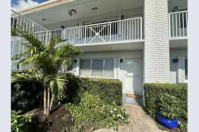 1001 NE 8th Avenue #102, Delray Beach, FL 33483 - Photo 2
