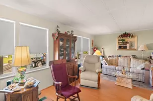 236 NE Sunshine Ln, Jensen Beach, FL 34957 - Photo 10
