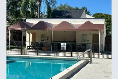637 Executive Center Drive N #203, West Palm Beach, FL 33401 - Photo 32