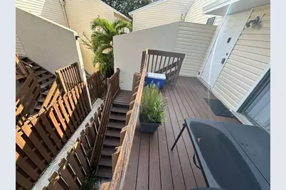 637 Executive Center Drive N #203, West Palm Beach, FL 33401 - Photo 4