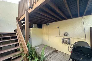 637 Executive Center Dr N, West Palm Beach, FL 33401 - Photo 10