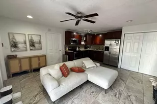 637 Executive Center Dr N, West Palm Beach, FL 33401 - Photo 16