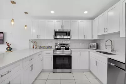 154 Valencia G #G, Delray Beach, FL 33446 - Photo 6