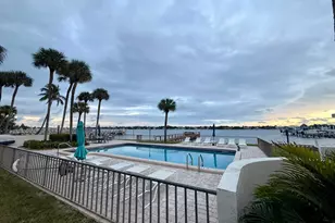 1204 S Lake Dr E, Lantana, FL 33462 - Photo 8