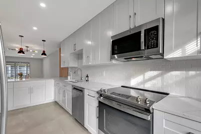 13602 Via Flora #Apt C, Delray Beach, FL 33484 - Photo 6