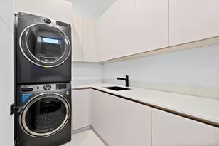 2880 NE 9th St, Pompano Beach, FL 33062 - Photo 36