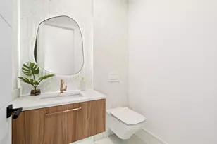 2880 NE 9th St, Pompano Beach, FL 33062 - Photo 22