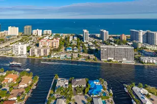 2880 NE 9th St, Pompano Beach, FL 33062 - Photo 10