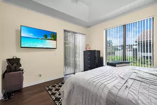 10393 Lexington Cir S, Boynton Beach, FL 33436 - Photo 8