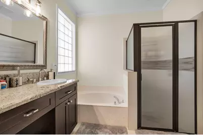 10393 Lexington Circle S, Boynton Beach, FL 33436 - Photo 16