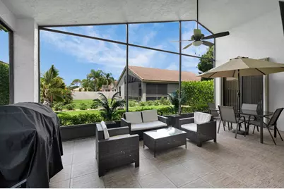 10393 Lexington Circle S, Boynton Beach, FL 33436 - Photo 12