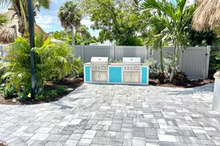 425 E Bougainvillea Dr, Deerfield Beach, FL 33442 - Photo 52