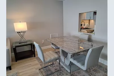 1502 S Lakeside Drive #208, Lake Worth Beach, FL 33460 - Photo 4