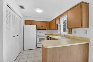 1601 NW 5th St, Boca Raton, FL 33486 - Photo 10