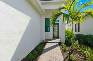 12508 SW Lunata Way, Port Saint Lucie, FL 34987 - Photo 2