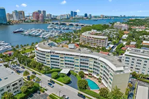 389 S Lake Dr, Palm Beach, FL 33480 - Photo 32